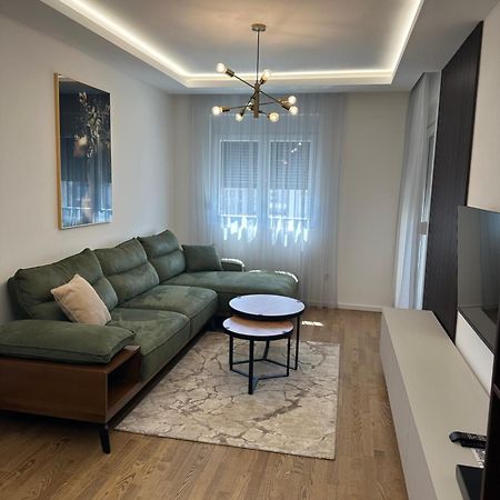 Luxury Apartments D&B พอดโกริกา ภายนอก รูปภาพ