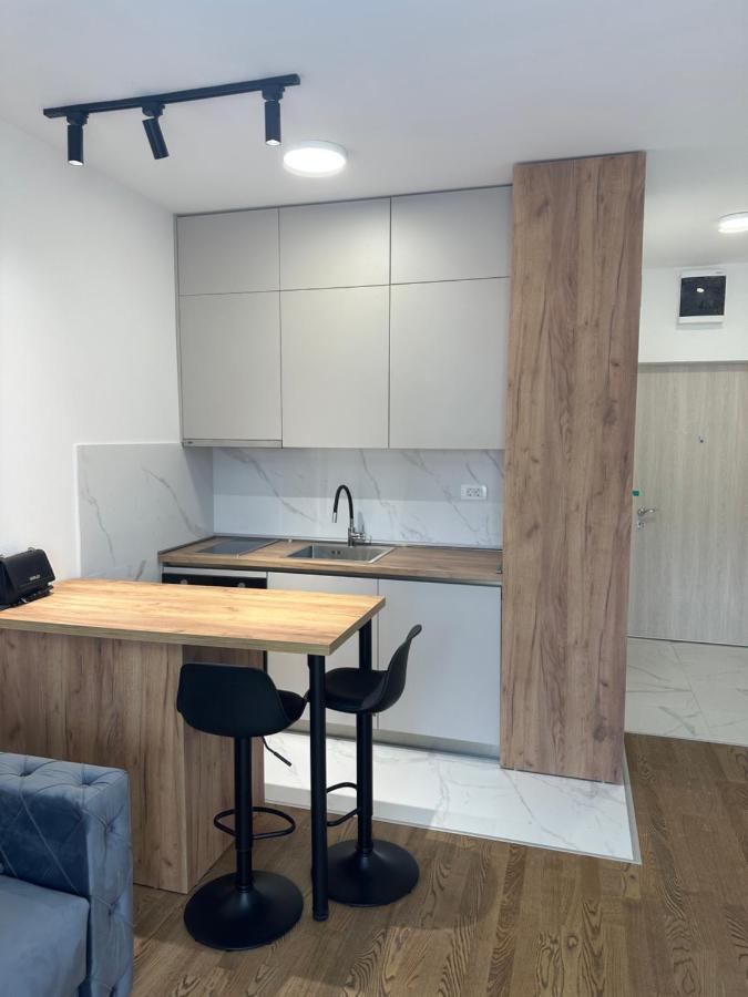 Luxury Apartments D&B พอดโกริกา ภายนอก รูปภาพ