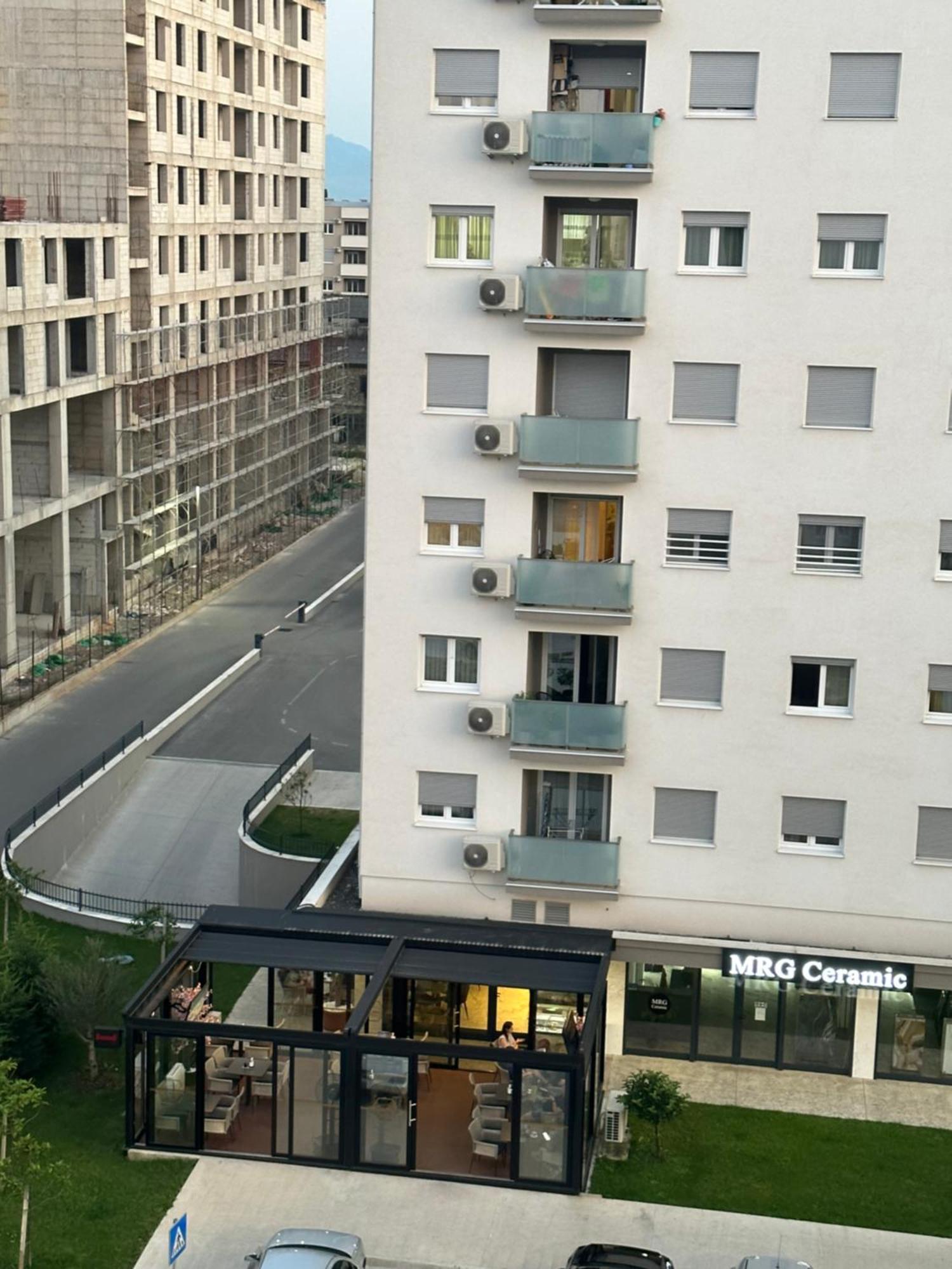 Luxury Apartments D&B พอดโกริกา ภายนอก รูปภาพ